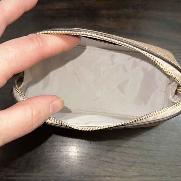 Kate spade glitter cosmetic pouch - Picture 6 of 11